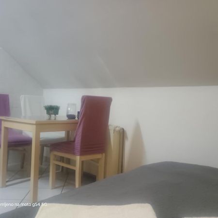 Hostel Lega House 오시예크 외부 사진