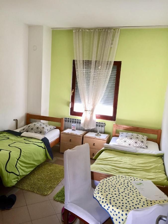 Hostel Lega House 오시예크 외부 사진
