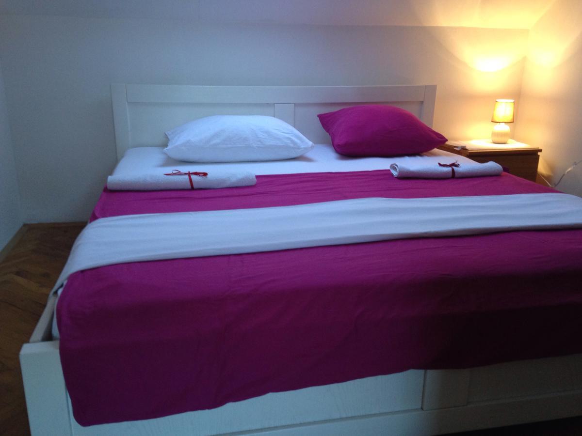 Hostel Lega House 오시예크 외부 사진