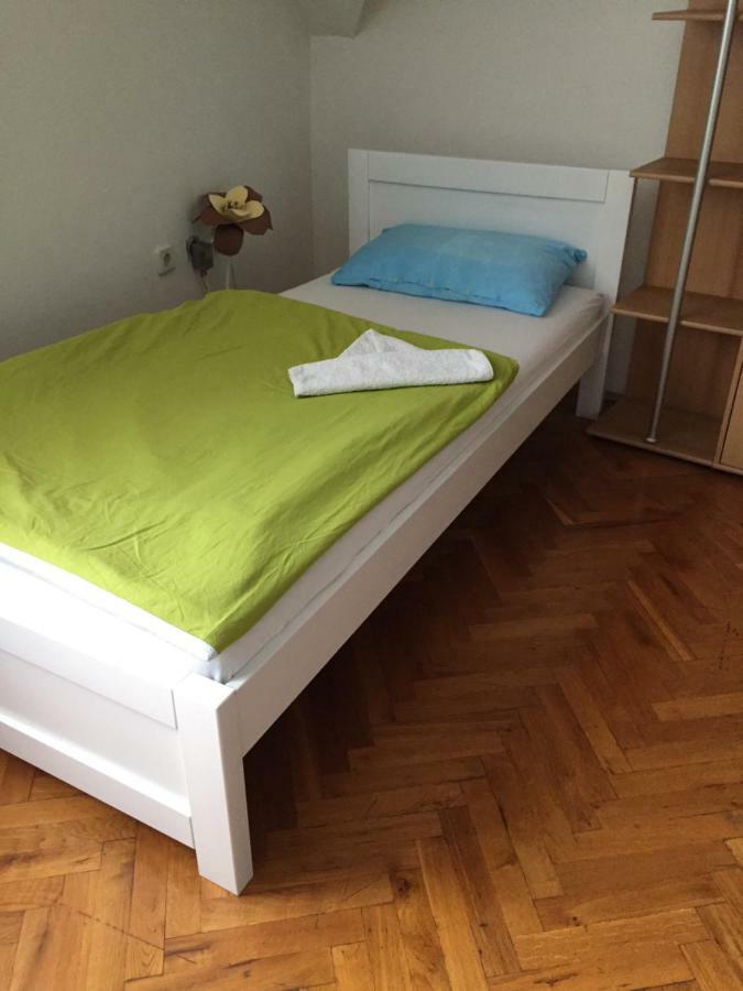 Hostel Lega House 오시예크 외부 사진