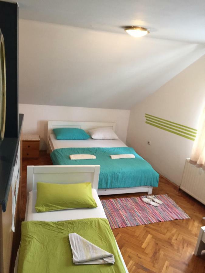 Hostel Lega House 오시예크 외부 사진