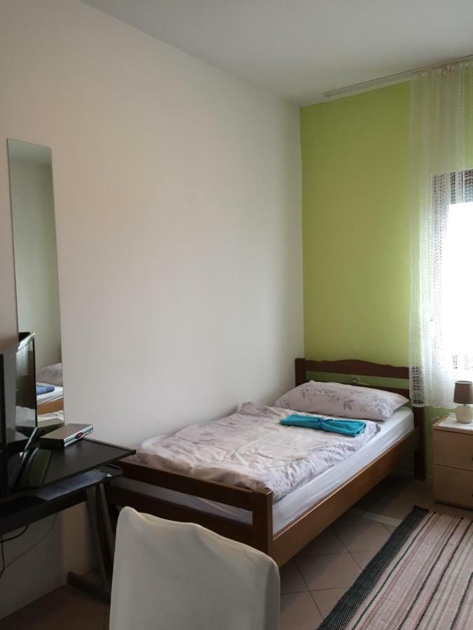 Hostel Lega House 오시예크 외부 사진