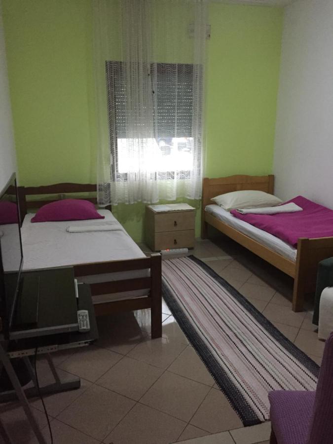 Hostel Lega House 오시예크 외부 사진
